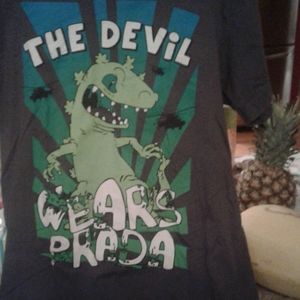 The Devil Wears Prada, Metal band shirt